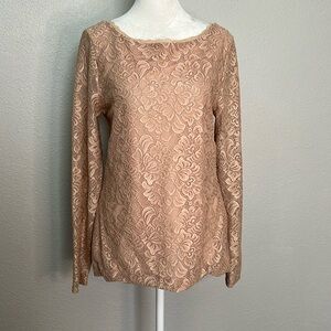 WHBM V Back Lace Blouse Pink Size Medium
NWT